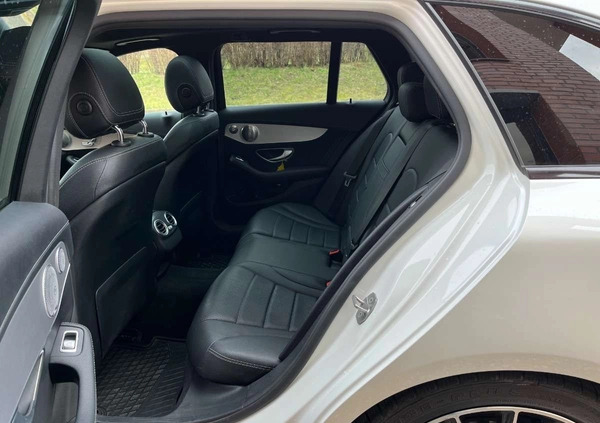Mercedes-Benz Klasa C cena 99900 przebieg: 132000, rok produkcji 2016 z Torzym małe 596
